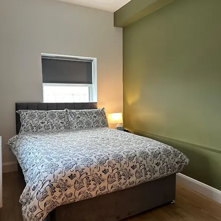 Modern & Spacious Central Apt Dublin